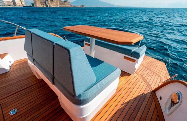 Cantieri Mimi-9.5-Cabin-11