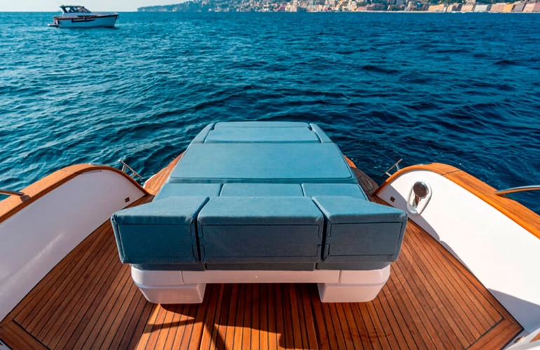 Cantieri Mimi-9.5-Cabin-10