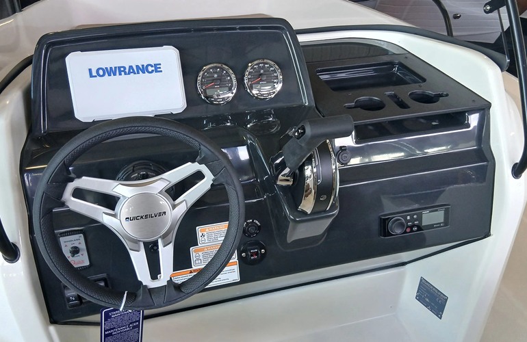 Quicksilver-605-Open-5