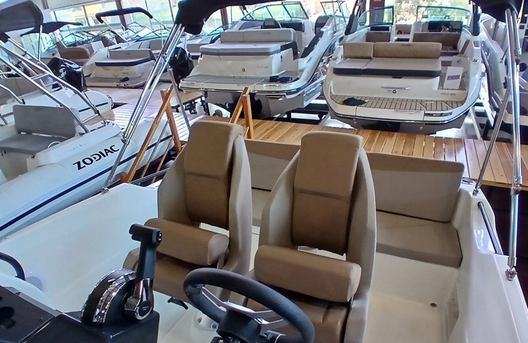 Quicksilver-605-Open-9