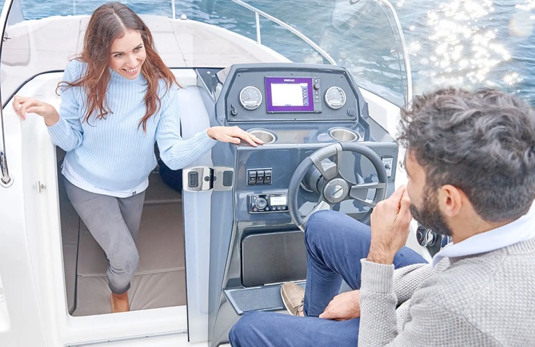 Quicksilver-605-Sundeck-3