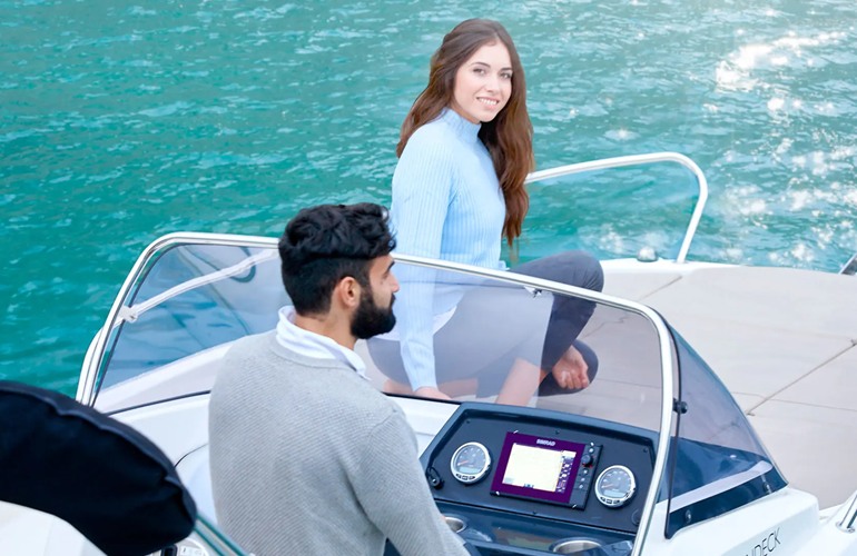 Quicksilver-605-Sundeck-5