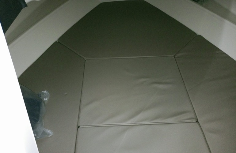 Quicksilver-605-Sundeck-13