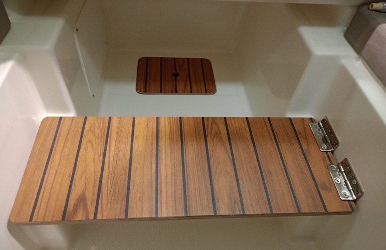 Quciksilver 675 Sundeck