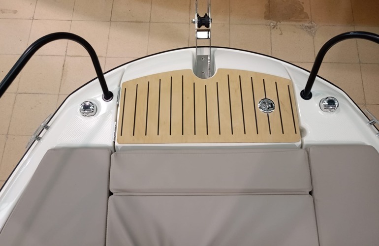 Quciksilver 675 Sundeck