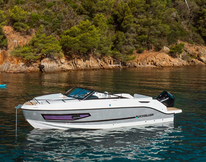Quicksilver-755-Cruiser-3