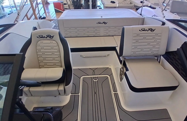 Sea Ray- 190-SPX-OB-7