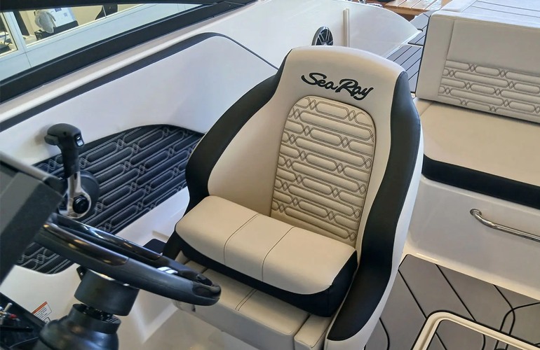 Sea Ray- 190-SPX-OB-4