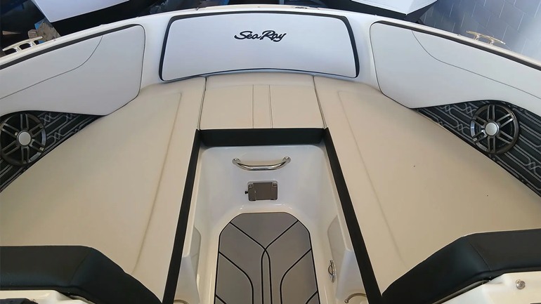 Sea Ray- 190-SPX-OB-10