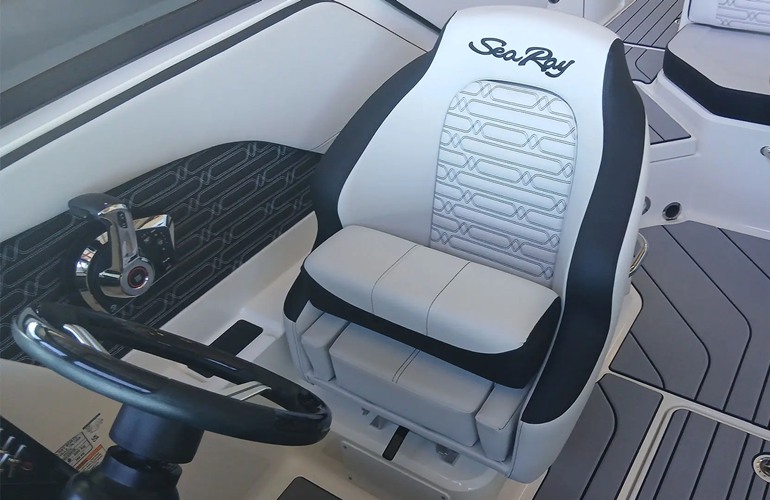 Sea Ray-210-OB-4