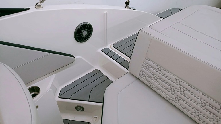 Sea Ray-190-SPX-OB-15