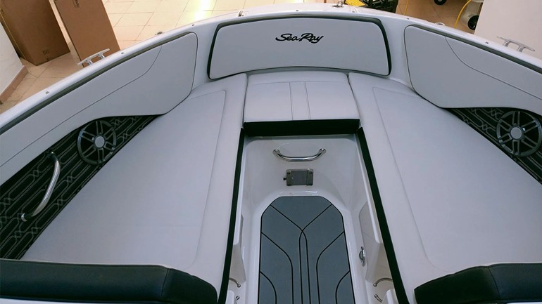 Sea Ray-190-SPX-OB-4