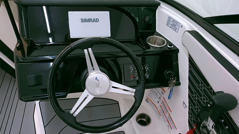 Sea Ray-190-SPX-OB-8