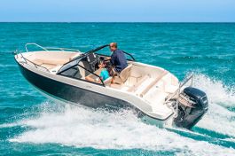 Quicksilver Activ 555 Bowrider