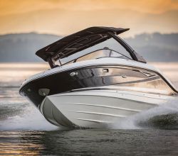 Sea Ray SLX series