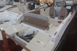 Quicksilver Activ 675 Bowrider