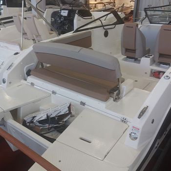 Quicksilver Activ 675 Bowrider