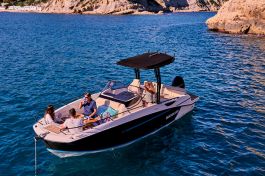Quicksilver Activ 805 Open-2