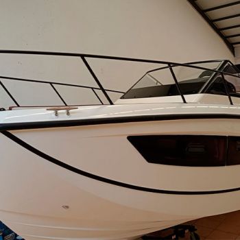 Quicksilver Activ 875 Sundeck-1