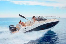 Quicksilver Activ 875 Sundeck-1