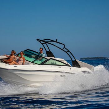Sea Ray 250 SDX OB