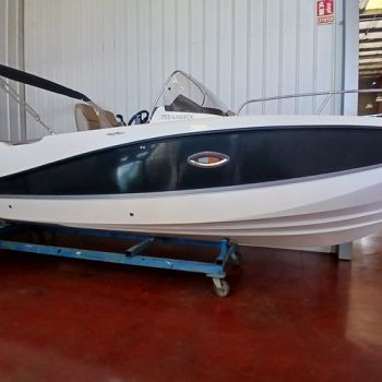 Quicksilver-755-Sundeck - 1