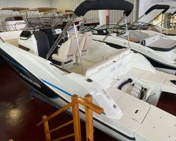 Quicksilver Activ 705 Open