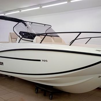 Quicksilver Activ 705 Open