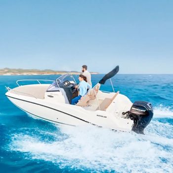 Quicksilver-605-Sundeck-1