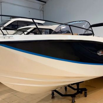 Quicsilver-755-Sundeck-1