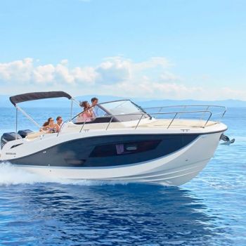 Quicksilver-875 Sundeck-1