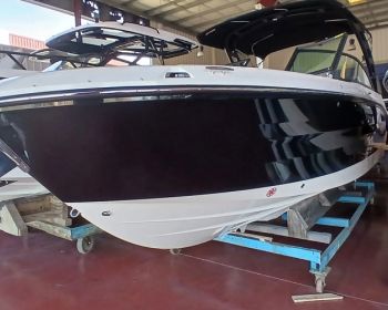 Sea Ray-270-SDX-Stock-1